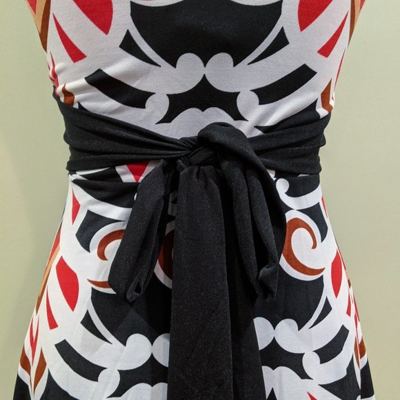 Patterned Dress - Picture 5 of 6